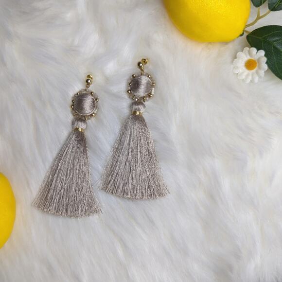 Taupe Tassel earrings - Picture 6 of 10